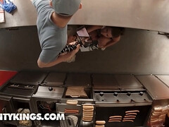 Sucer une bite, En levrette, Hd, Seins naturels, Chatte, Réalité, Suçant, Nénés