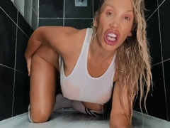 Salle de bains, Gode, Lingerie, Masturbation, Mère que j'aimerais baiser, Solo, Nénés, Jouets