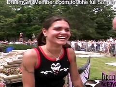 Amateur, Culo grande, Tetas grandes, Tetas naturales, Al aire libre, Público, Coño, Tetas