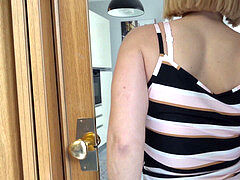 捕まる, カップル, 熟年, 淫乱熟女, 母, 義母, 禁句