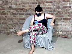 Gros seins, Fétiche, Hd, Indienne, Maman, Seins naturels, Culottes ou slips, Rugueux