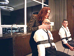 Torturous, a pecorina, cowgirl