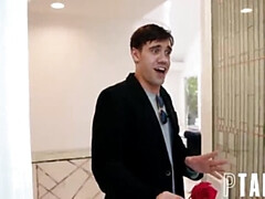 Grote mammen, Blond, Hondjeshouding, Sperma in gezicht, Hardcore, Kut duiken, Geschoren, Stiefmoeder