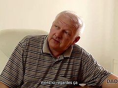 Pijpbeurt, Tsjechisch, Daddy, Hd, Rijpe lesbienne, Zoon, Tiener