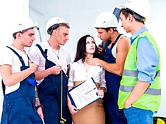 Gros cul, Grosse bite, Brunette brune, En levrette, Partouze, Seins naturels, Adolescente, Nénés