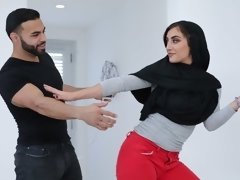 Culo grande, Tetas grandes, Mamada, Estilo perrito, Dominación, Peludo, Lamidas, Madres para coger