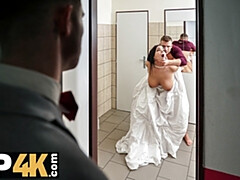 デカ尻, 結婚, 茶髪の, 浮気者, チェコ, Hd, ストッキング, トイレ