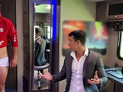 Anal, Grosse bite, Sucer une bite, Tir de sperme, Homosexuelle, Hd, Muscle, Actrice du porno