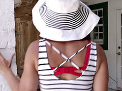 Большие сиськи, Брюнетки, Мастурбация, Милф, На природе, Соло