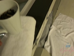 Amateur, Grossier, Robe, Petite amie, Piercing, Chatte, Rasée, Chaussettes