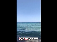 Пляж, Большие сиськи, Брюнетки, Межрасовый секс, На публике, Киски, Бритые