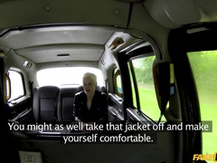 69, フェラチオ, 車, イく瞬間, 顔射, 手コキする, ハメ撮り, コキ