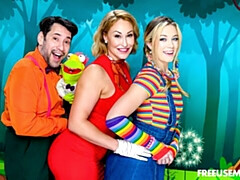 Большая жопа, Большой член, Большие сиськи, Минет, Собачьи, Две девушки, Милф