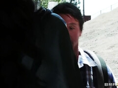 Amerikanisch, Grosse titten, Schwanz, Hundestellung, Lecken, Masturbation, Kurzes haar, Hintern versohlen