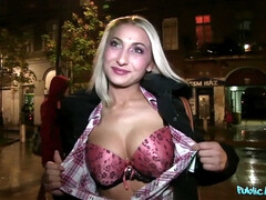 Amateur, Blonde, Sucer une bite, Argent, De plein air, Pov, Public