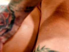 Anal, Gros seins, Blonde, Sucer une bite, Tir de sperme, Queue, Rasée