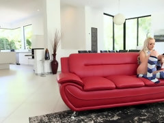 Lécher le cul, Nana, Blonde, Brunette brune, Doigter, Lesbienne, Seins naturels, Chatte