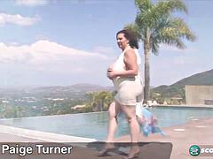 Grosse titten, Braunhaarige, Hd, Masturbation, Im freien, Pool, Solo