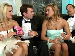 Большая жопа, Большой член, Большие сиськи, Блондинки, Минет, Собачьи, Лизание, Милф