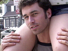 bubble booty Sunny Lane blows trouser snake before fucking doggystyle