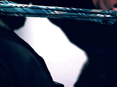 Sucer une bite, Tromperie, Gorge profonde, Doigter, Seins naturels, Bureau, Secrétaire, Avaler