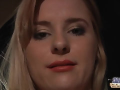 Blonde, Sucer une bite, Doigter, Branlette thaïlandaise, Embrassement, Léchez, Seins naturels, Adolescente