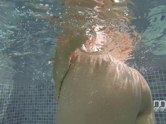 デカパイ, 足, ヒール, 自然山雀, アウトドア, プール, ソフトコア, 一人