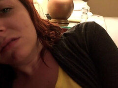 Amateur, Mamada, Corrida, Orgasmo, Perforación, Fumando, Tetas, Vibrador