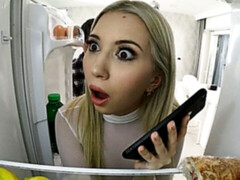 Spanking and hardcore banging with curvy Roxy Risingstar