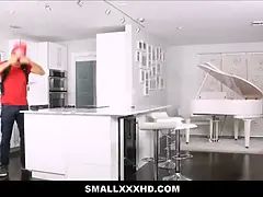 Grosse bite, Gros seins, Sucer une bite, Hd, Petite femme, Chatte, Adolescente, Nénés