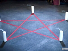 Gros cul, Grosse bite, Gros seins, Blonde, Sucer une bite, En levrette, Hard, Mère que j'aimerais baiser