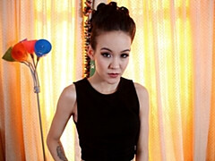 Kont, Grote lul, Bruinharig, Likken, Masturbatie, Mager, Tiener, Tieten likken