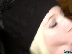 Blondine, Blasen, Tschechisch, Geld, Im freien, Pov, Öffentlich, Spanner