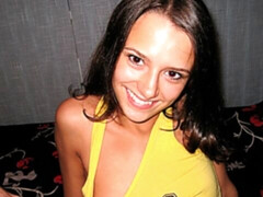 Amateur, Dormitorio, Verga grande, Morena, Estilo perrito, Pequeña, Flaco, Tetas