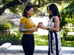 Leie, Braunhaarige, Lesbisch, Lecken, Massage, Milf, Orgasmus, Arsch lecken