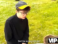 Schönheit, Gehörnter ehemann, Tschechisch, Freundin, Hd, Natürlichen titten, Im freien, Strumpfhose