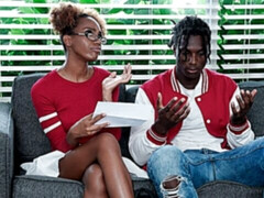 Verga grande, Mamada, Estilo perrito, Interracial, Pelirrojo, Cabello corto, Flaco, Tetas