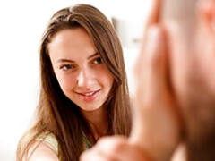 Cul, Sucer une bite, 2 femmes 1 homme, Branlette thaïlandaise, Embrassement, Rousse roux, Adolescente, Plan cul à trois