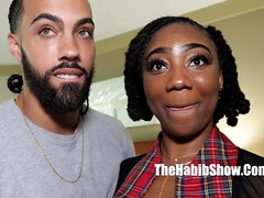 Amateur, Gros seins, Sucer une bite, En levrette, Noir ébène, Bâillonner, Léchez, Rasée