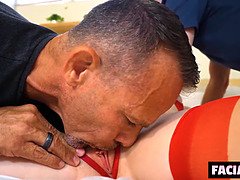 デカチン, フェラチオ, ボンデージ, バック, 怪物, 小柄, 三人, 締まりの良い