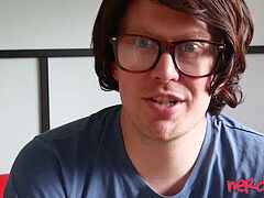 デカチン, イギリス人