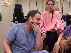 Доктор, Унижение, Латиноамериканки