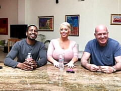 Спальня, За кадром, Брюнетки, Секс без цензуры, Межрасовый секс, Мастурбация, Милф, Бритые