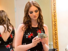 お尻, デカ尻, ブロンド, 手コキする, なめる, 下着, 淫乱熟女, オマンコ