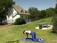 Blasen, Vollbusig, Hundestellung, Lecken, Masturbation, Milf, Im freien, Muschi