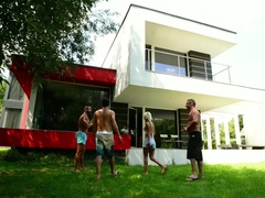 Blondine, Doppelpenetration, Französisch, Handjob, Hardcore, Ablutschen, Titten, Spielzeuge