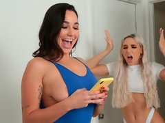 Culo, Culo grande, Rubia, Mamada, Pajear, Bragas, Estriptis, Adolescente