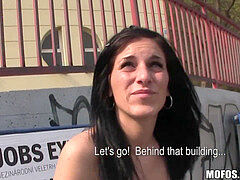 european mummy gets picked up at the bus stop