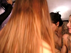 ぶっかけ, 口内発射, 顔射, ドイツ人, 淫乱熟女, オージー, 剃毛, 奴隷