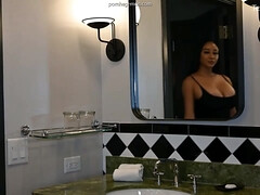 Amateur, Américain, Gros seins, Brunette brune, Hard, Fait maison, Fille latino, Maman